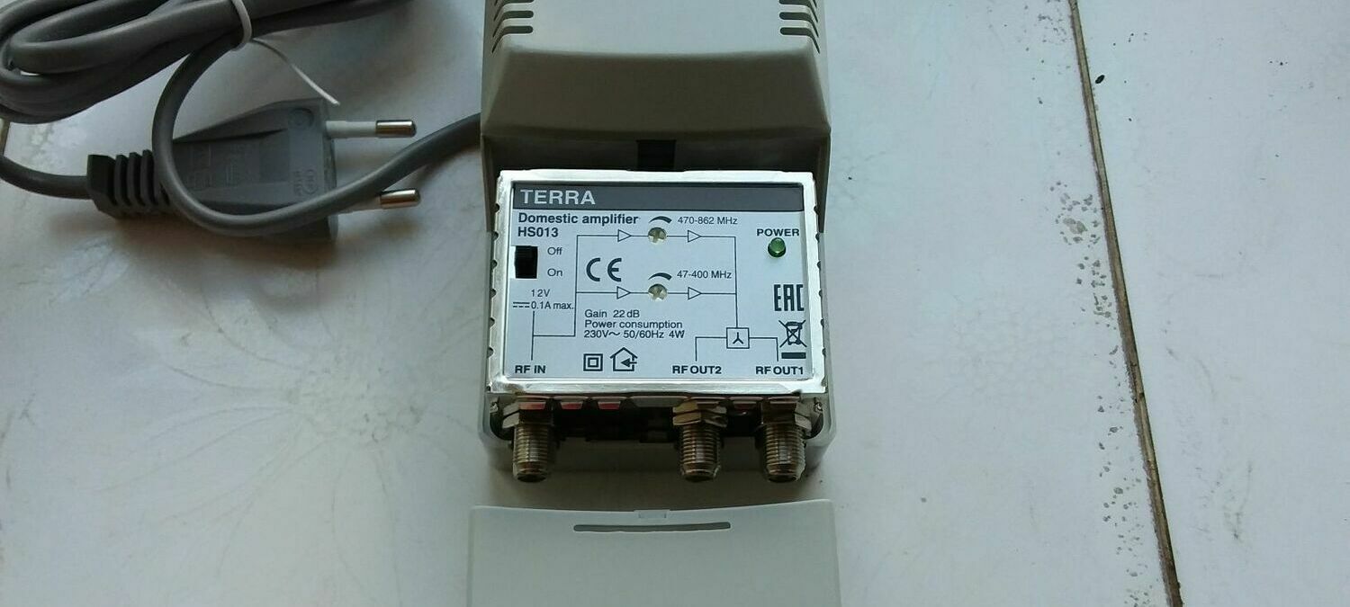 Установка антенных усилителей Усилитель TERRA HS013