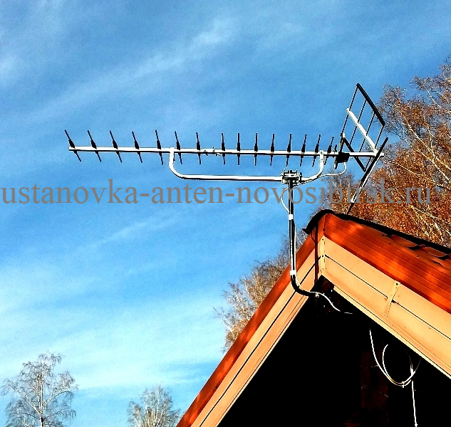 Антенна установлена в местности с затрудненным приемом сигнала, в доме, который является дачей подключено два телевизора